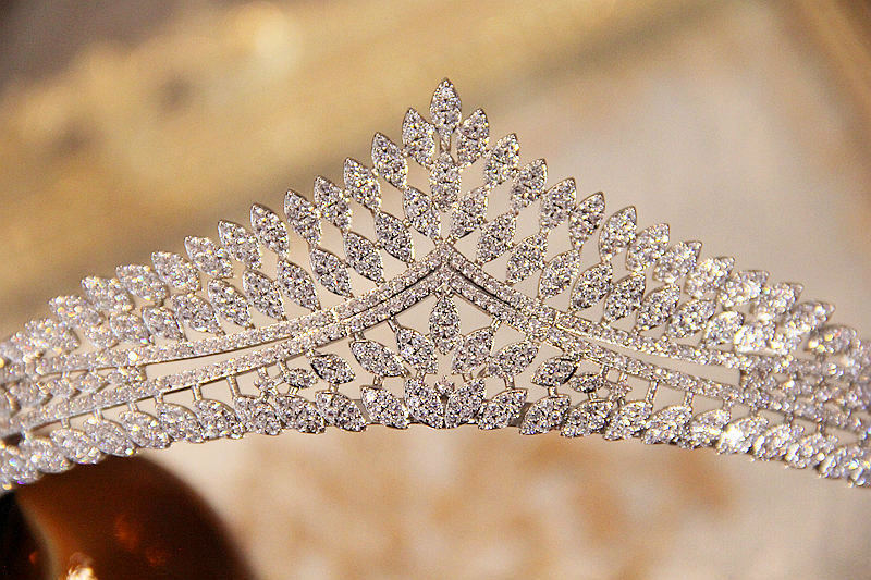 Zircon Crown