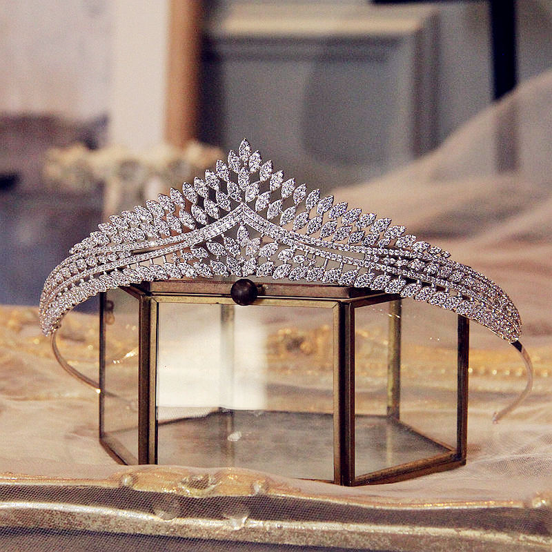 Zircon Crown