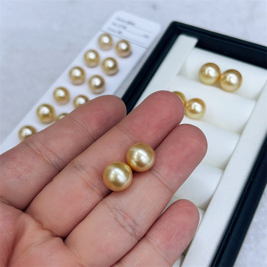 Seawater Nanyang Pearl Stud Earrings