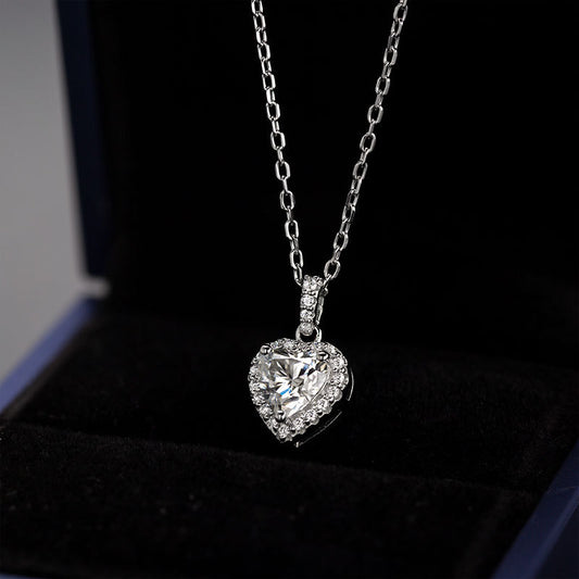Heart-shaped Mosang Stone Necklace