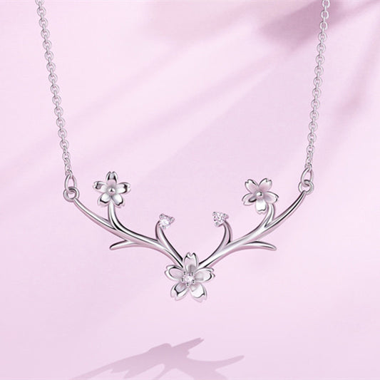 Pirate Ship Silver Antler Silver Necklace Feminine Fashion